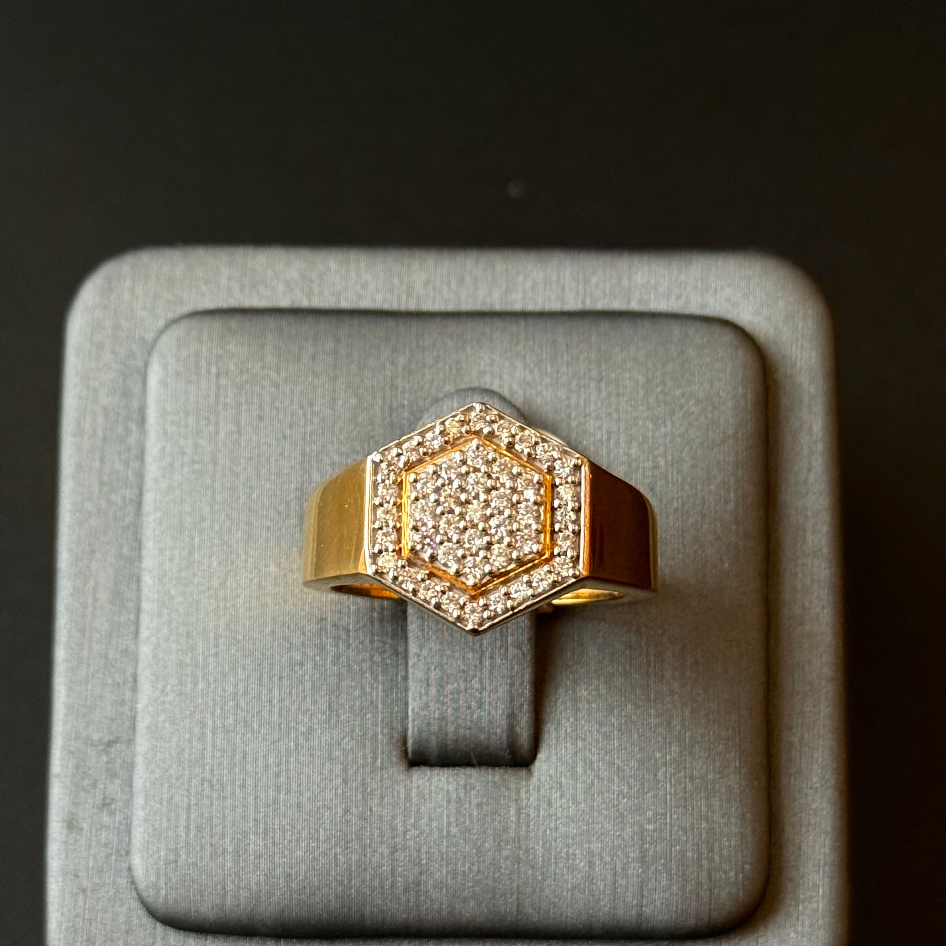 Classic yellow gold ring for men