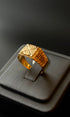 Luxury gold ring with star engraving