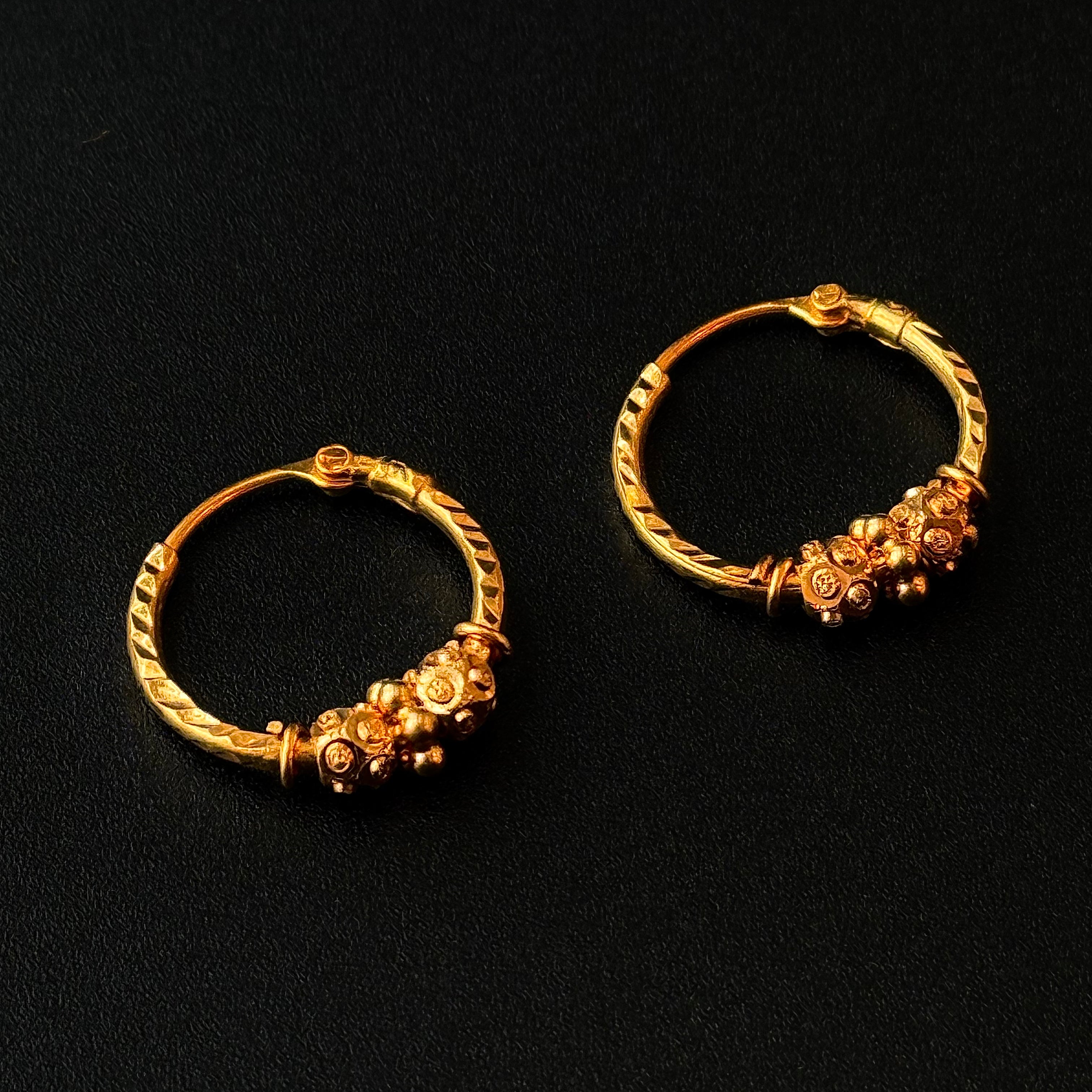 22K Gold Ladies Earrings