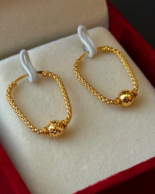 22K Gold Ladies Earrings
