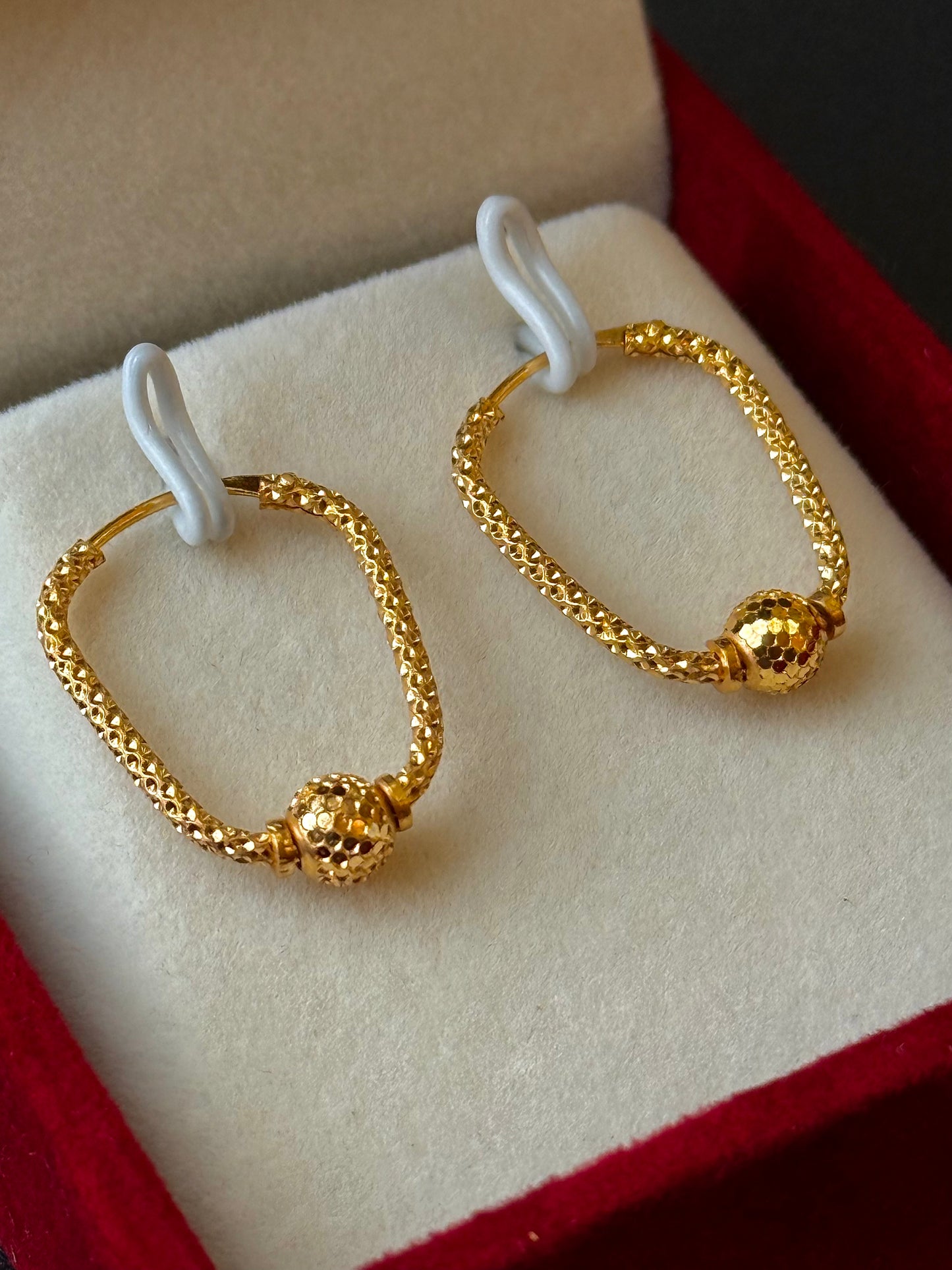 22K Gold Ladies Earrings