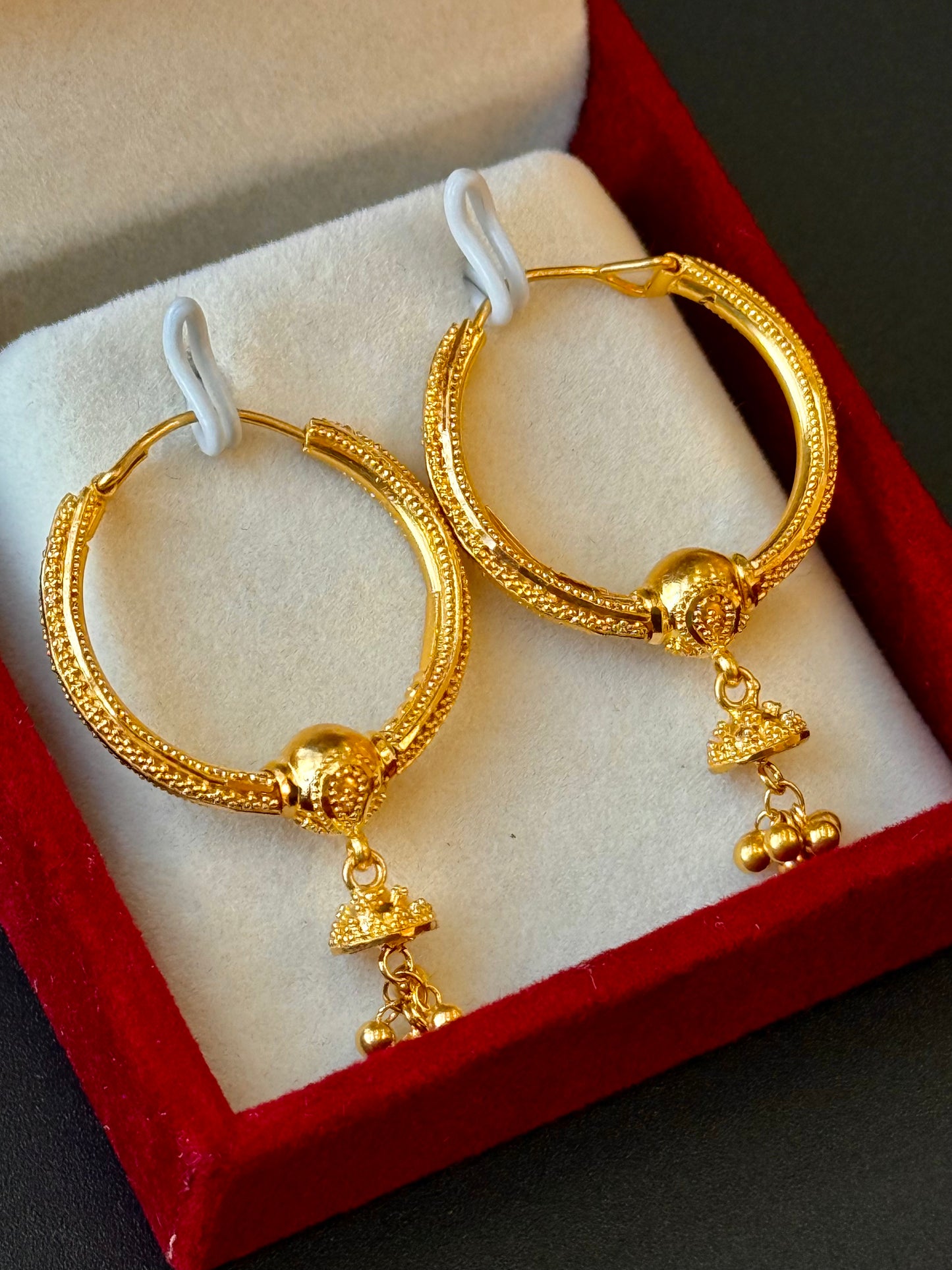 22K Gold Ladies Earrings