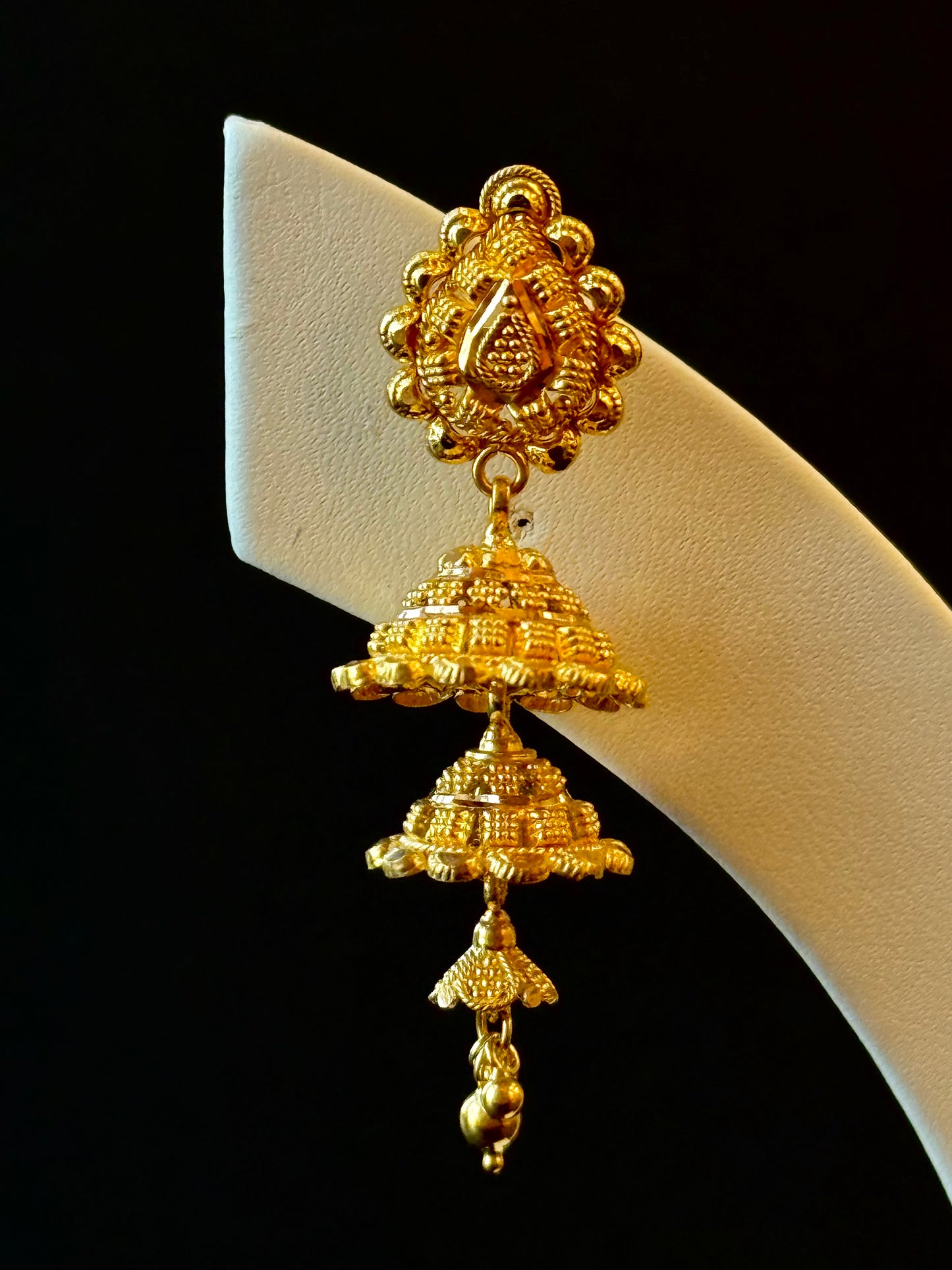 22K Gold Ladies Earrings