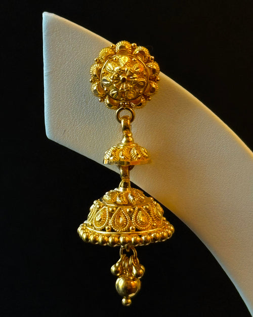 22K Gold Ladies Earrings