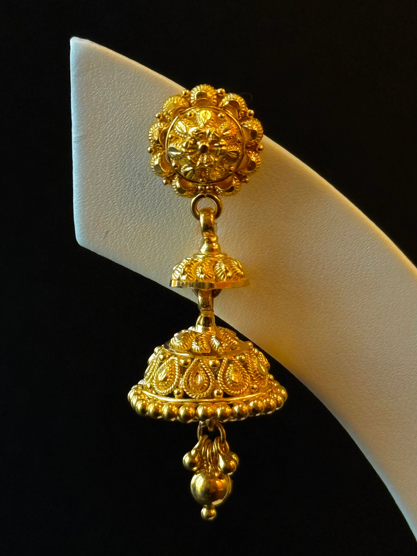 22K Gold Ladies Earrings