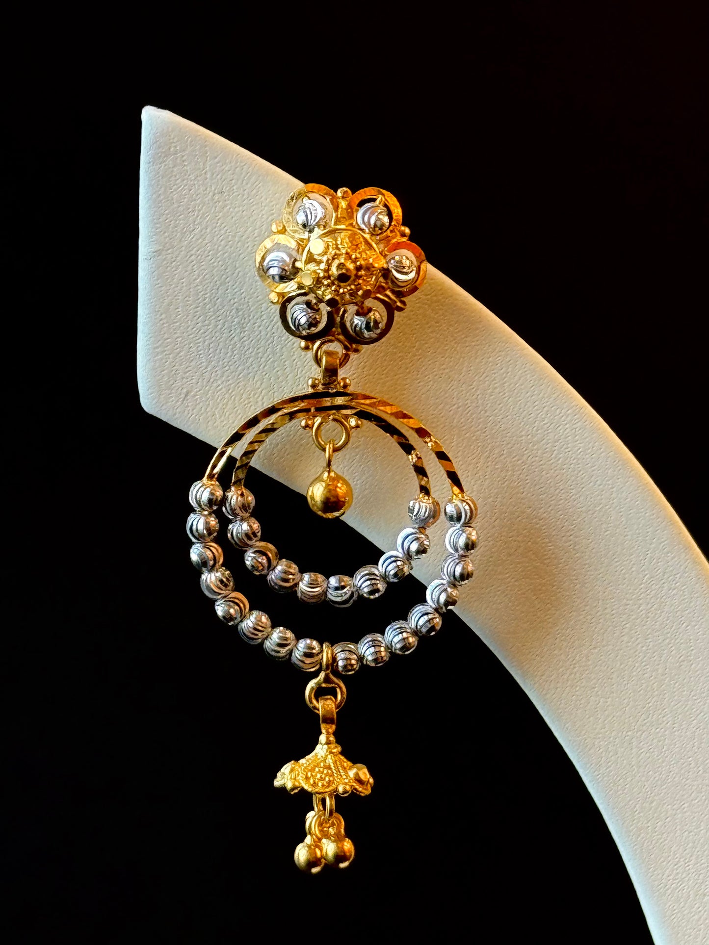 22K Gold Ladies Earrings