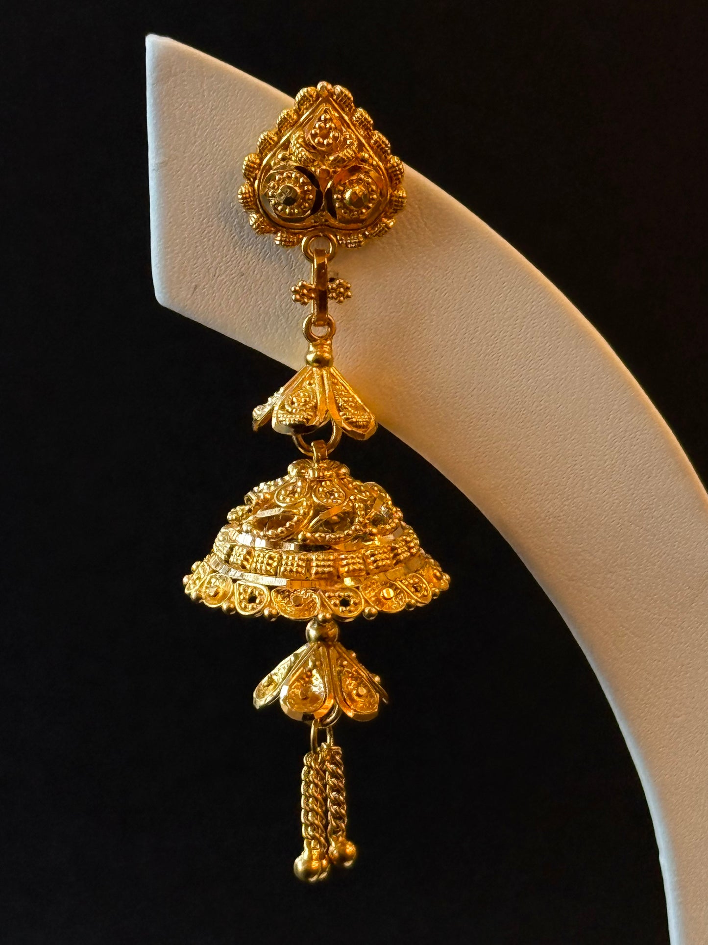 22K Gold Ladies Earrings