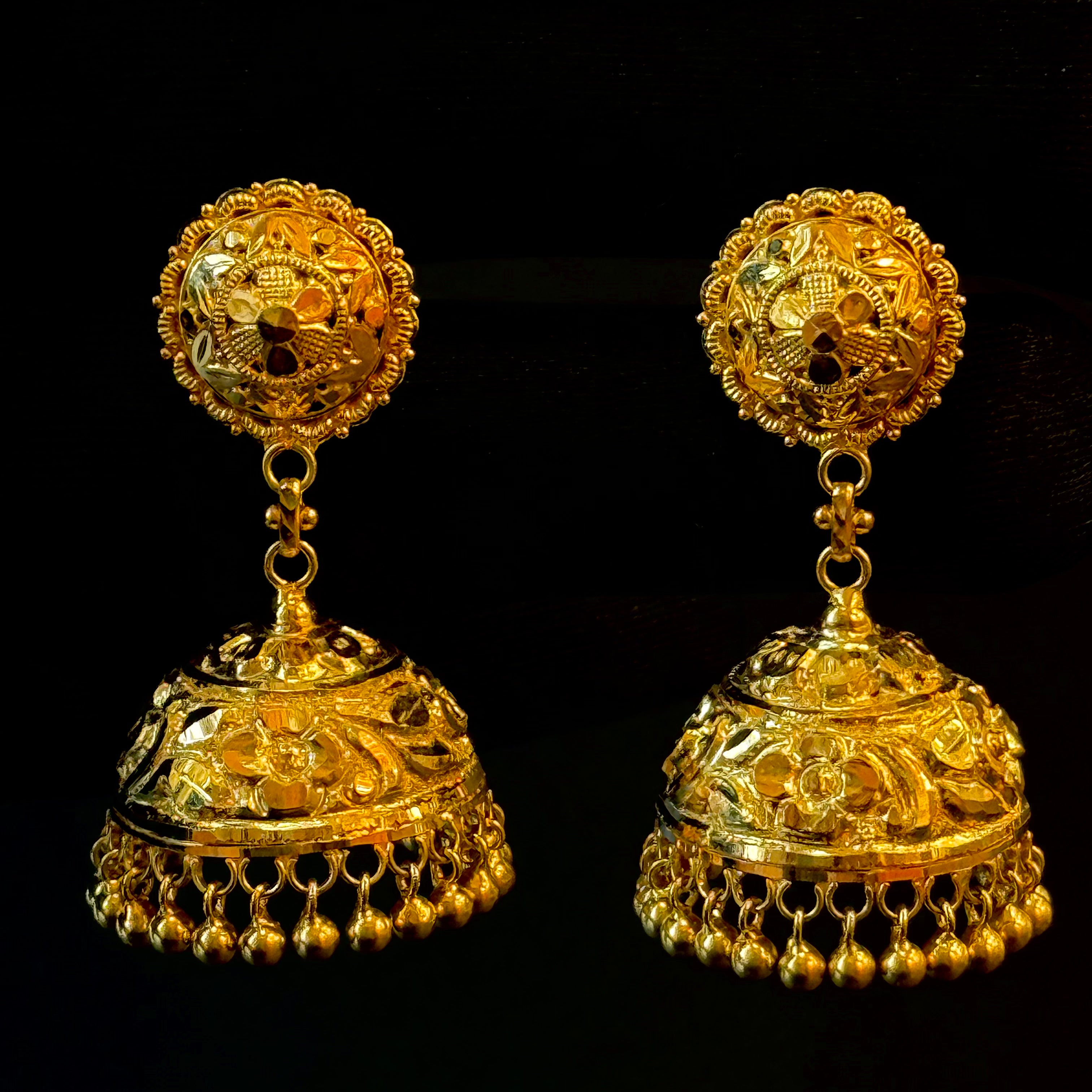 22K Gold Ladies Earrings