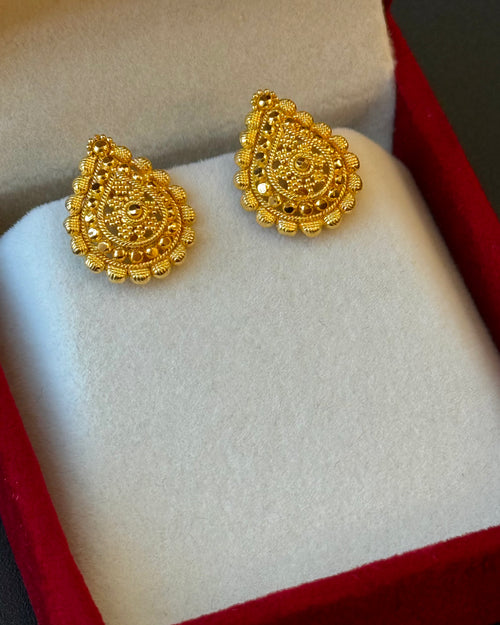 22K Gold Ladies Earrings