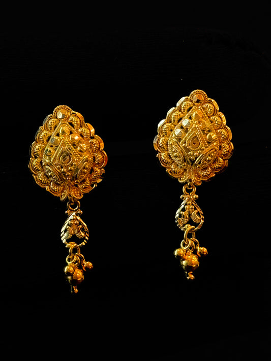 22K Gold Ladies Earrings