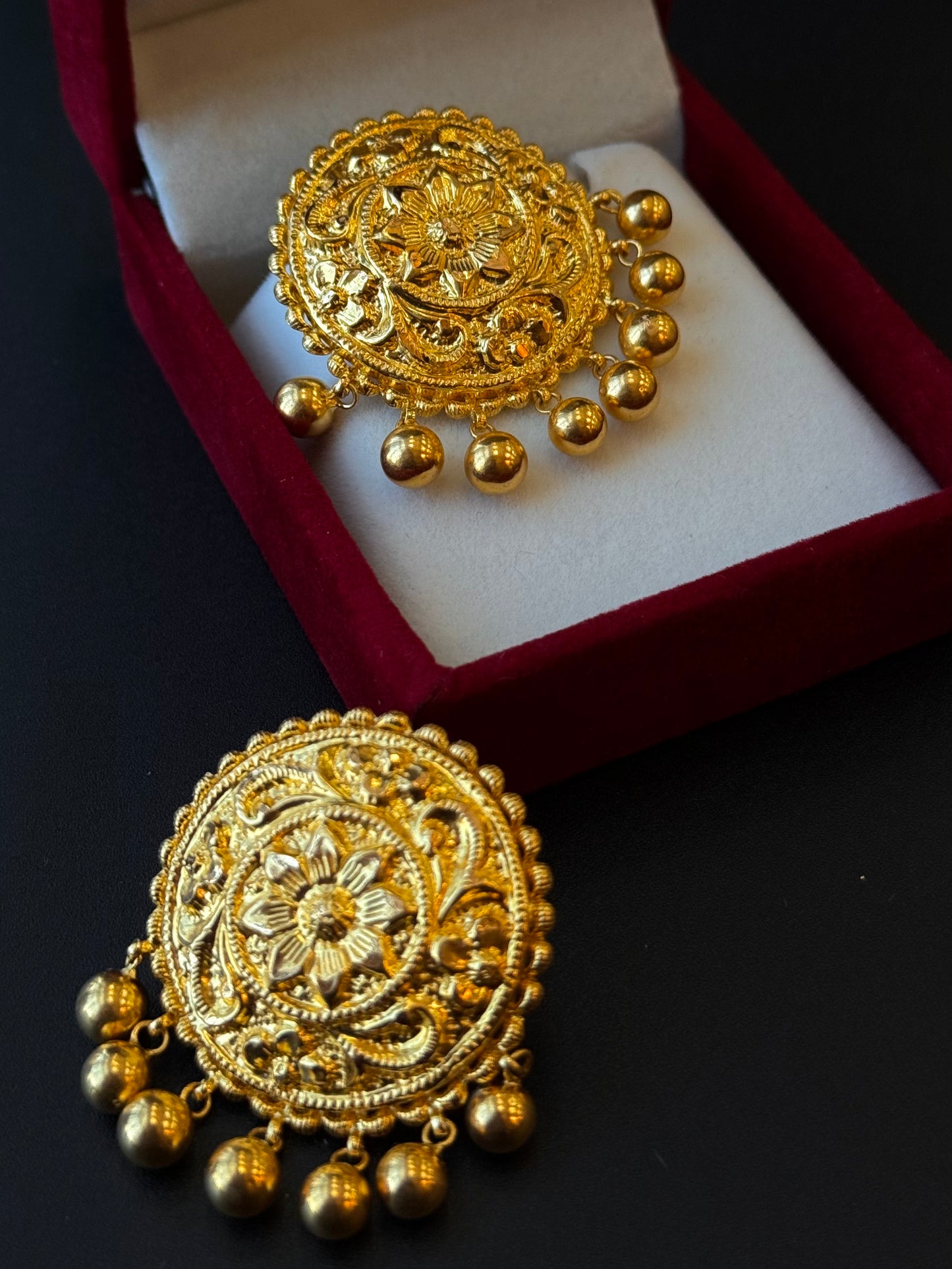 22K Gold Ladies Earrings