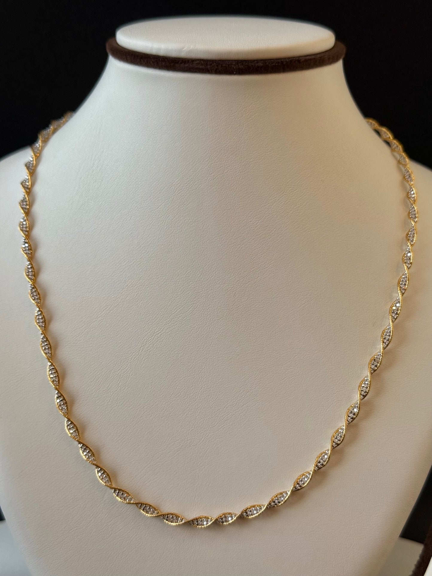 22K Gold Chain (18 inches)