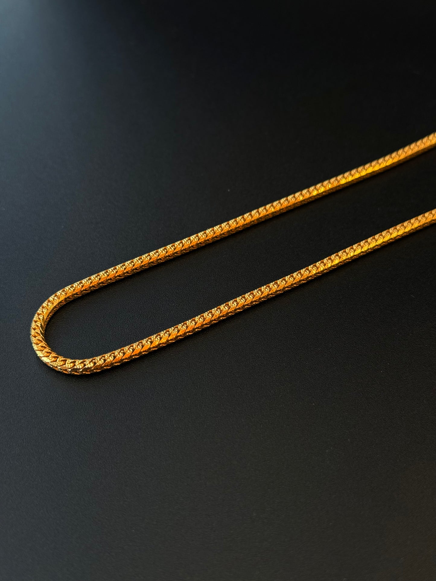 22K Gold Men's Chain (24 Inches)