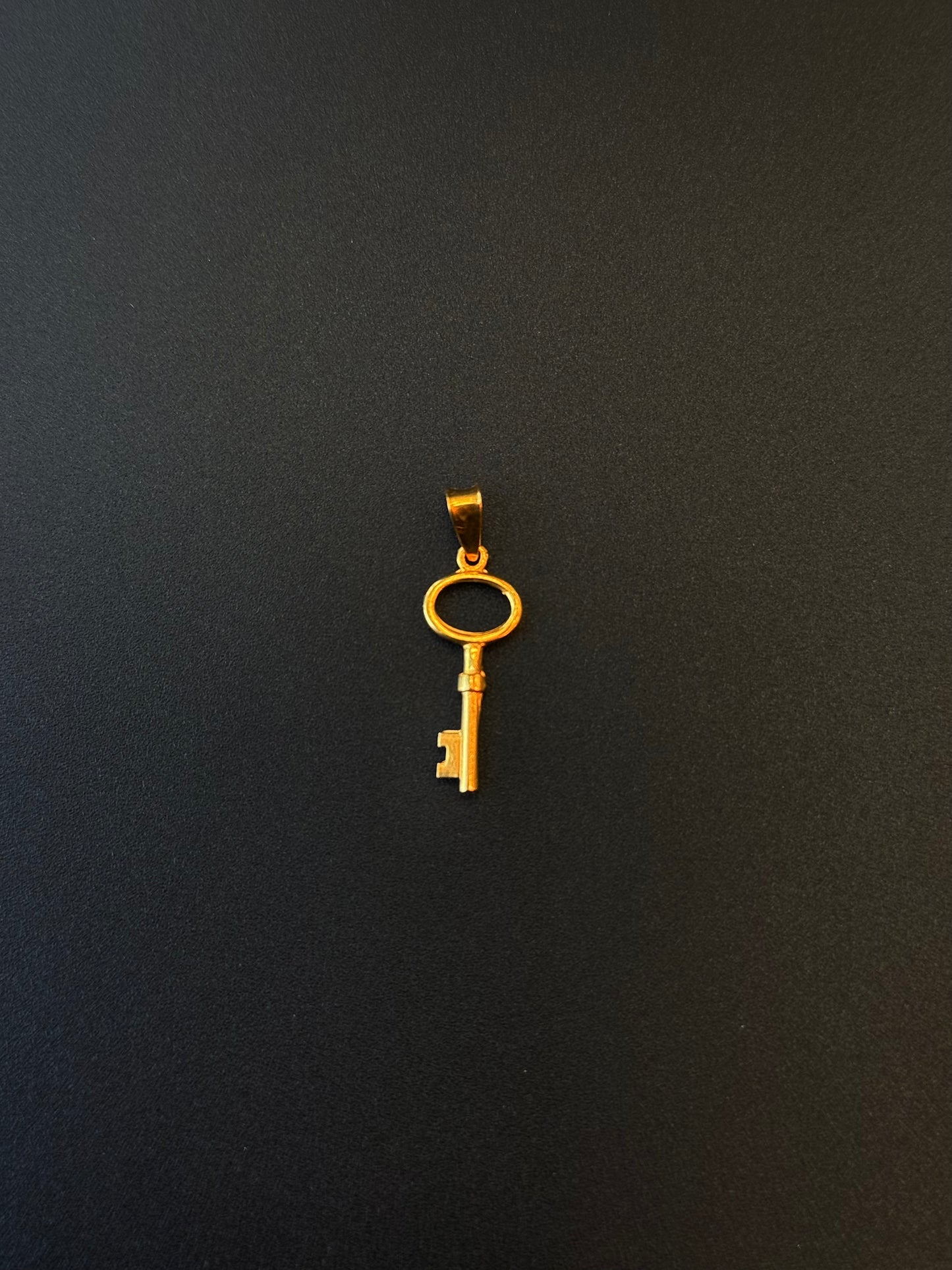 22K Gold Pendant