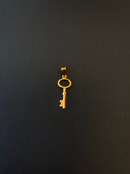 22K Gold Pendant