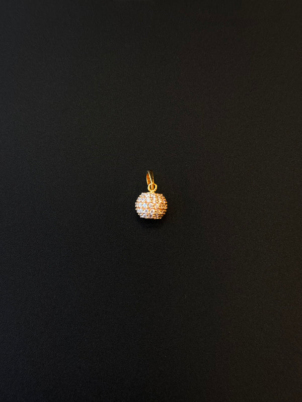 22K Gold Artistic Pendant