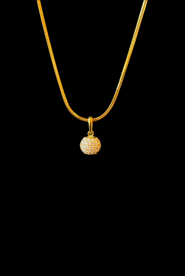 22K Gold Artistic Pendant