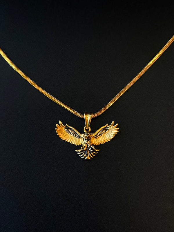 22K Gold Graceful Pendant