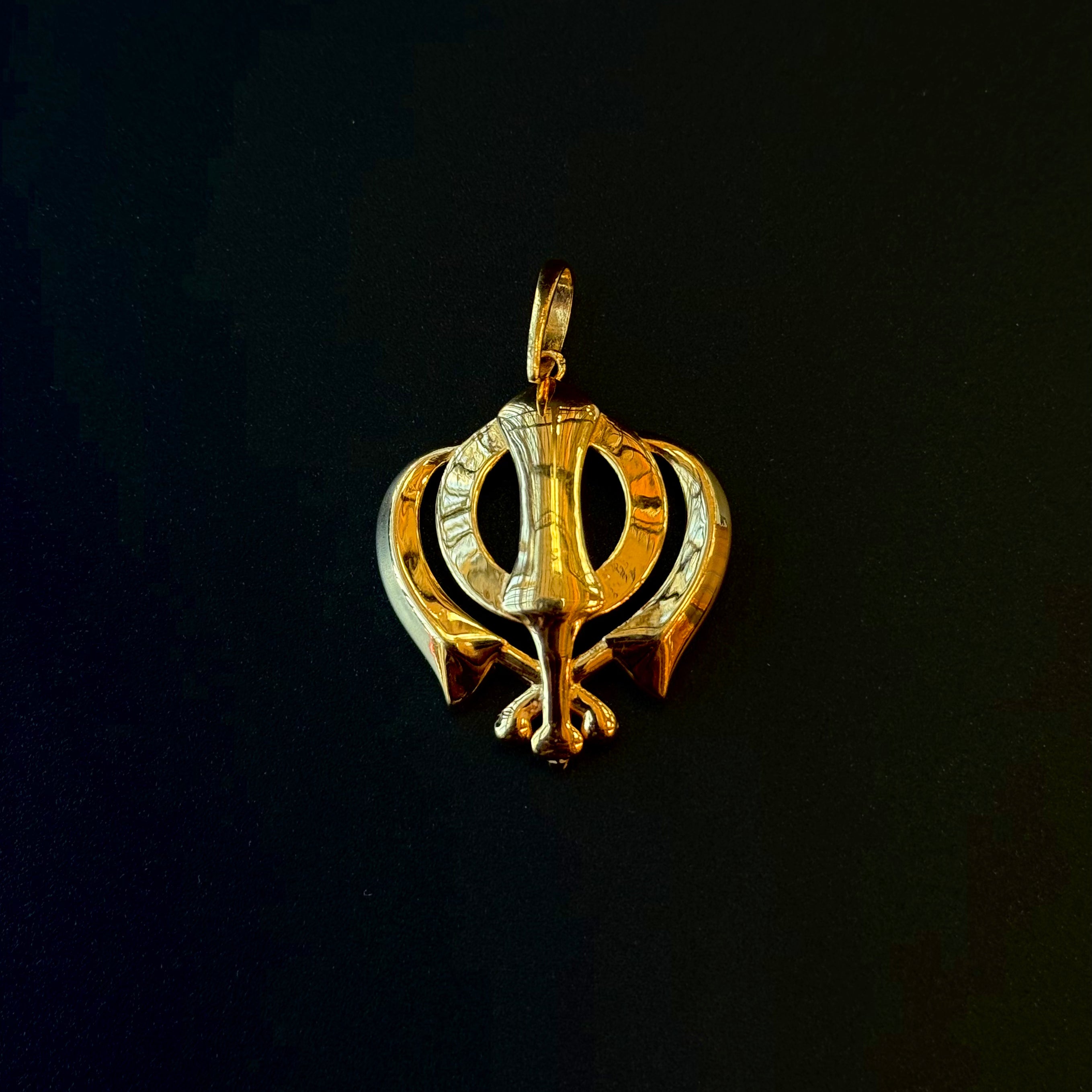 22K Gold Pendant