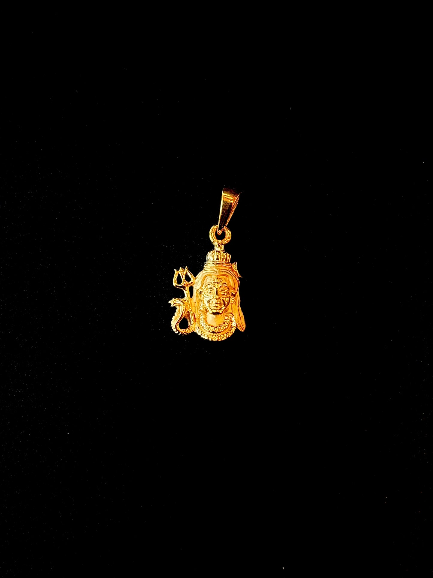 22K Gold Pendant