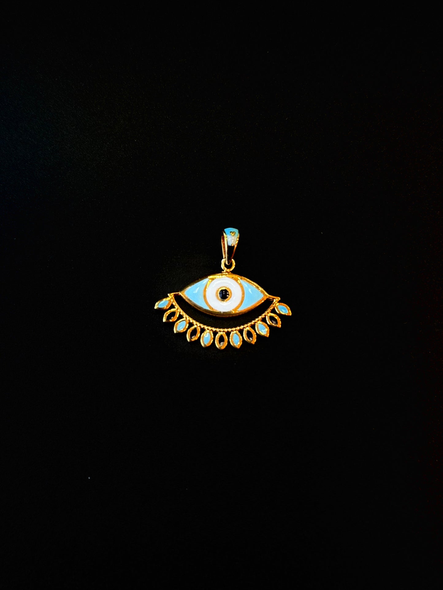 22K Gold Pendant
