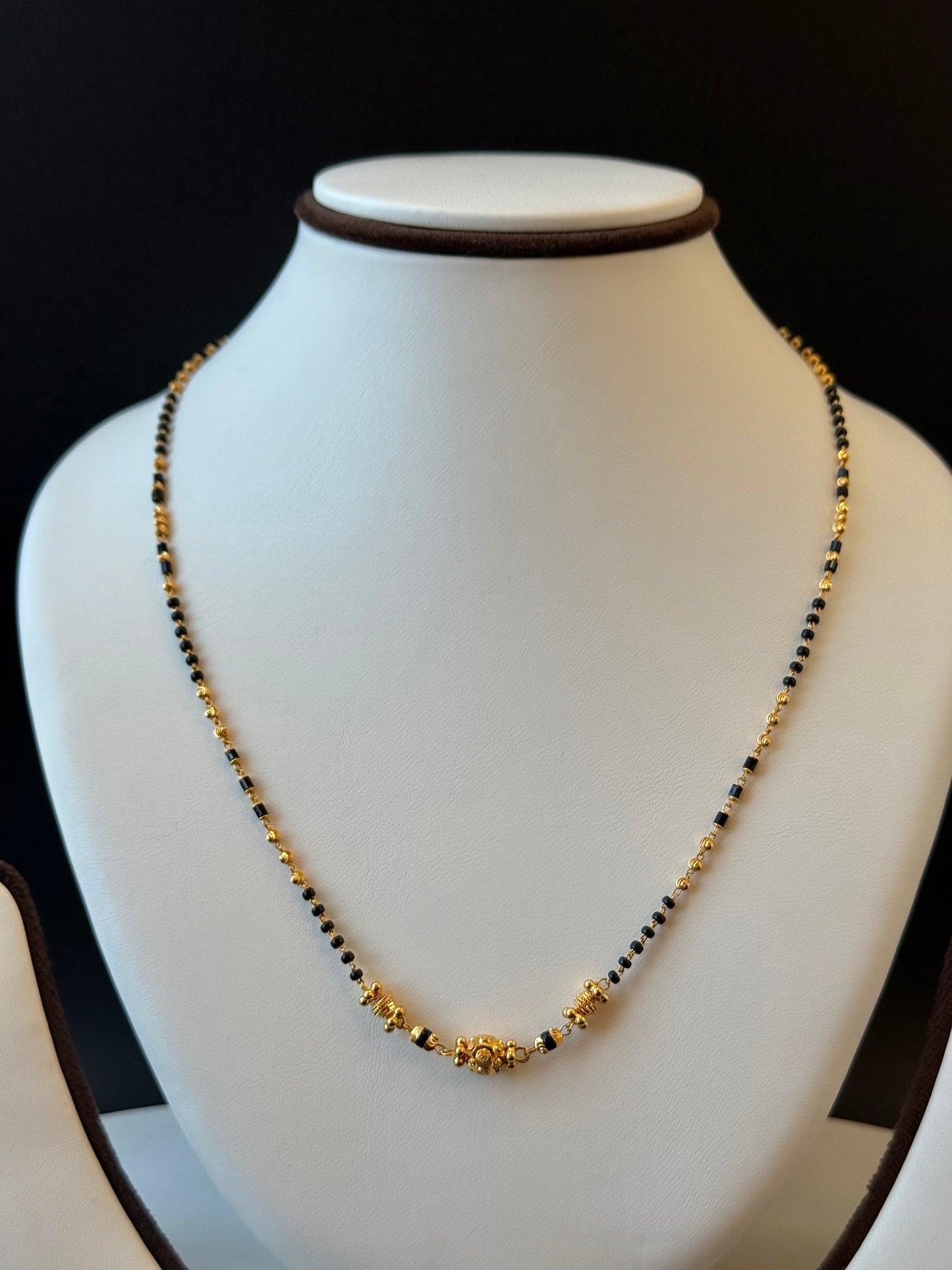 22K Gold Mangalsutra (18 Inches)