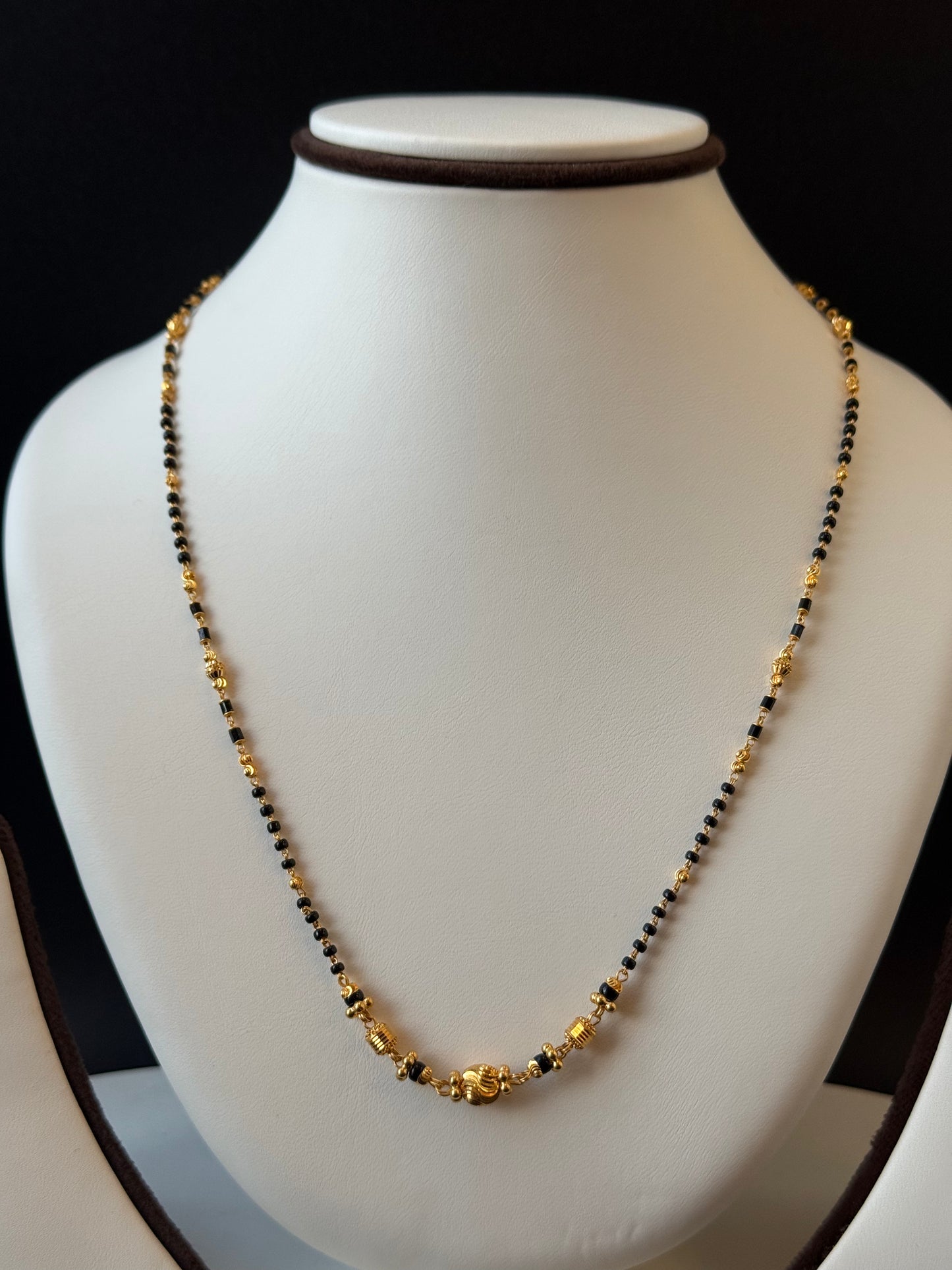 22K Gold Mangalsutra (18 Inches)