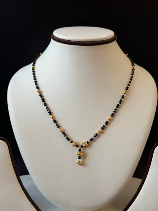 22K Gold Mangalsutra (16 Inches)
