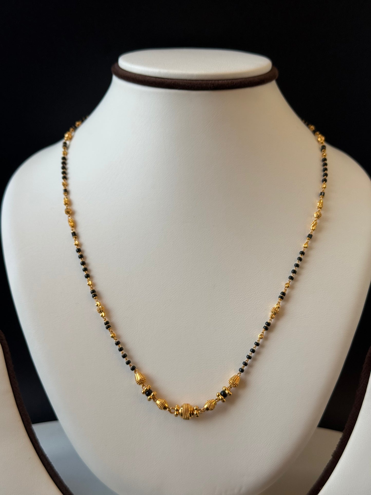 22K Gold Mangalsutra (18 Inches)