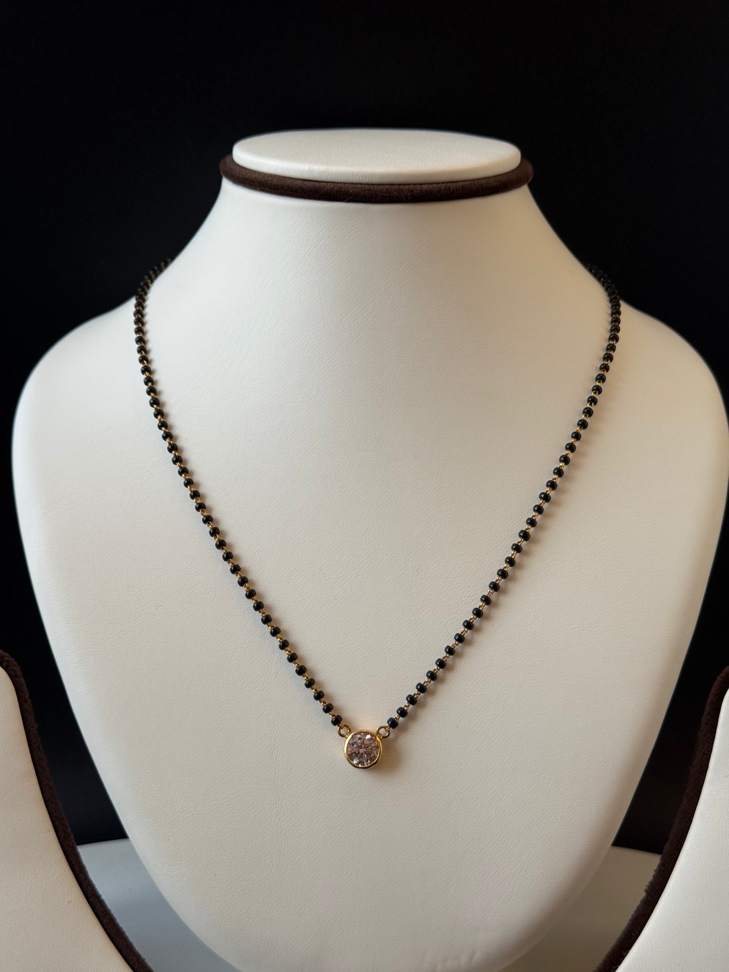 22K Gold Mangalsutra (16 Inches)