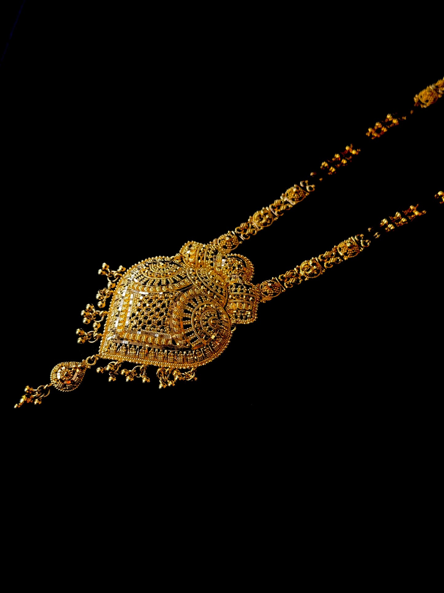22K Gold Mangalsutra (29 Inches)