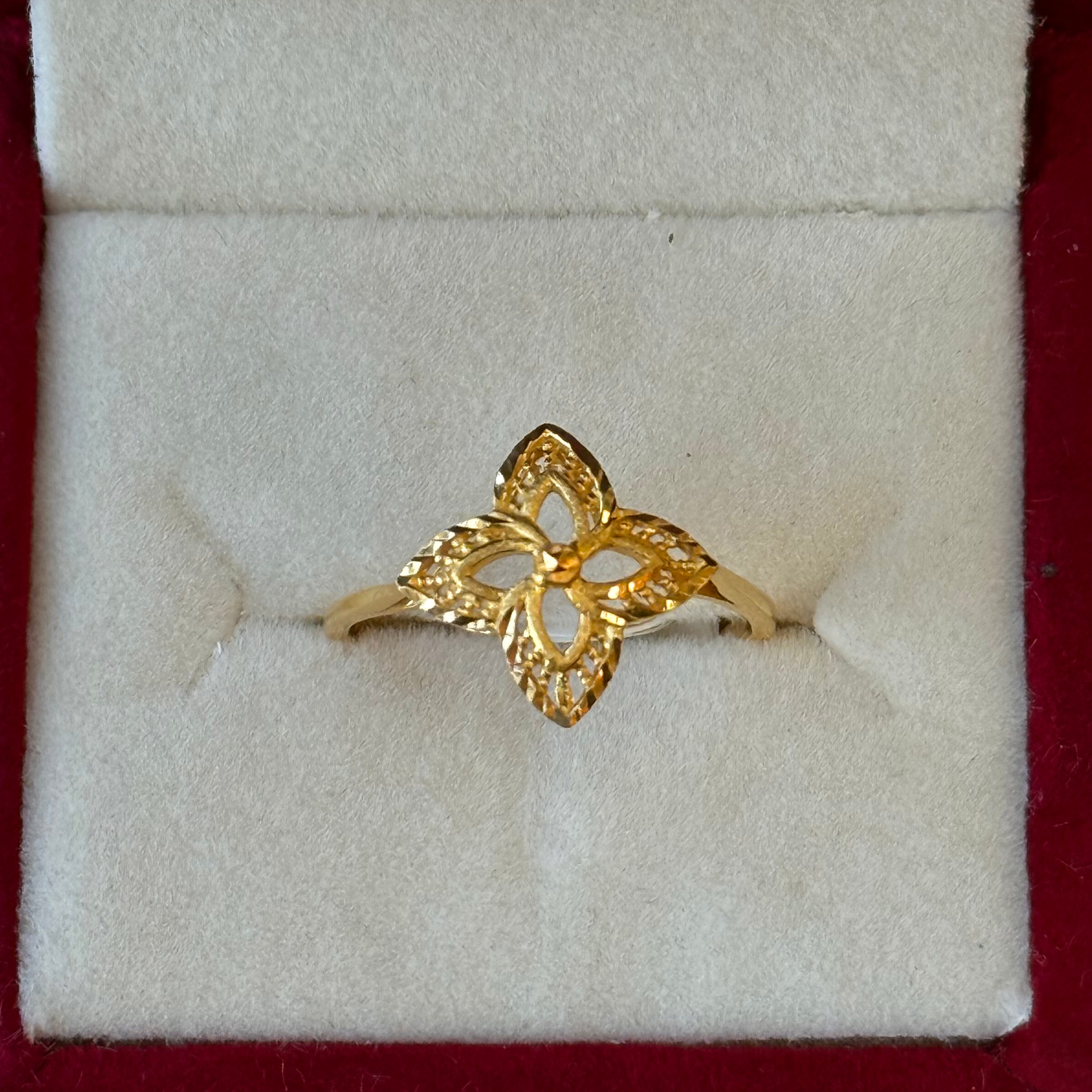 22Kt plain Gold Ladies Ring