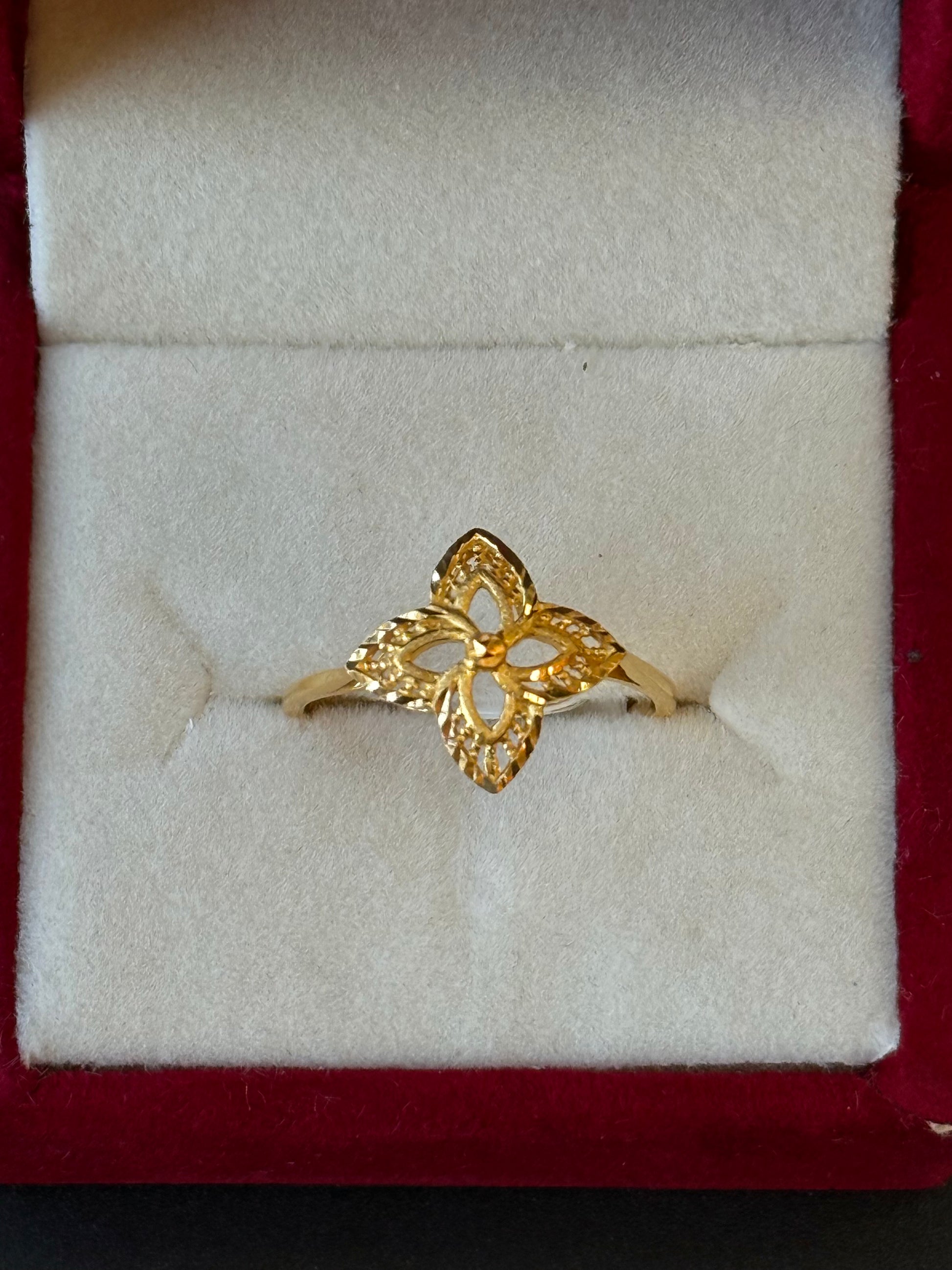 22Kt plain Gold Ladies Ring