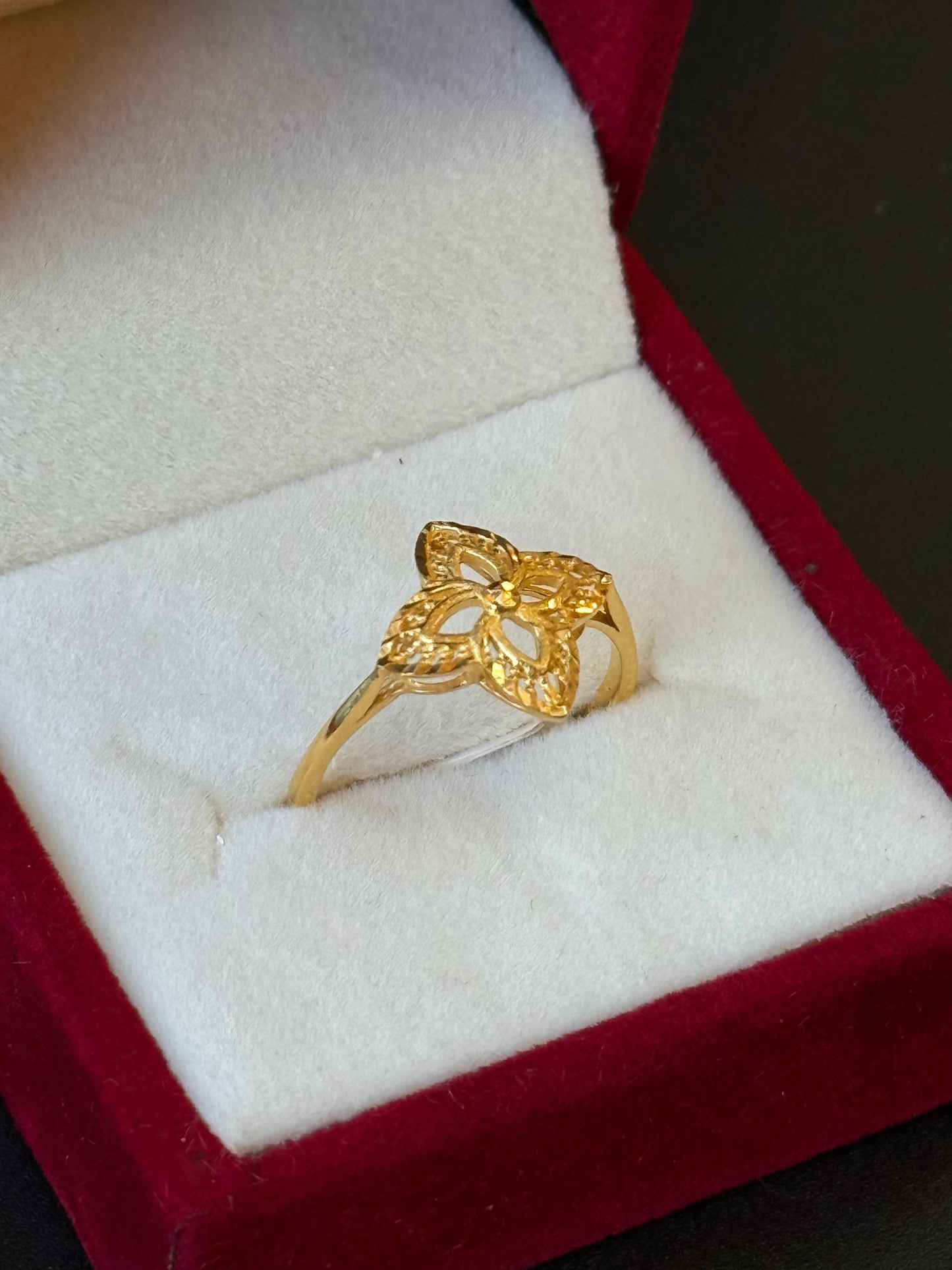 22Kt plain Gold Ladies Ring