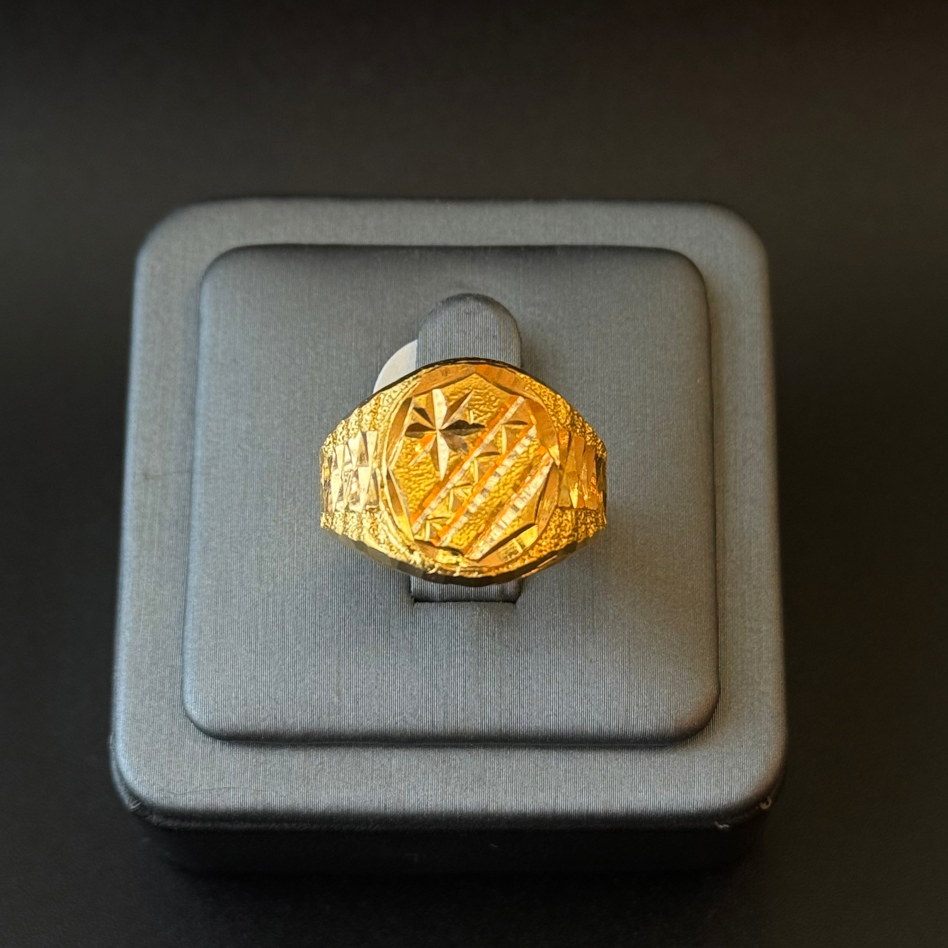 22K Gold Elegant Mens Ring