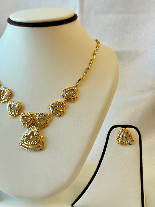 22Kt Gold Designer Necklace Set