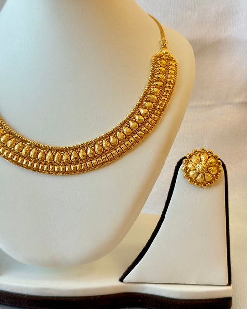 22Kt Gold Ladies Necklace