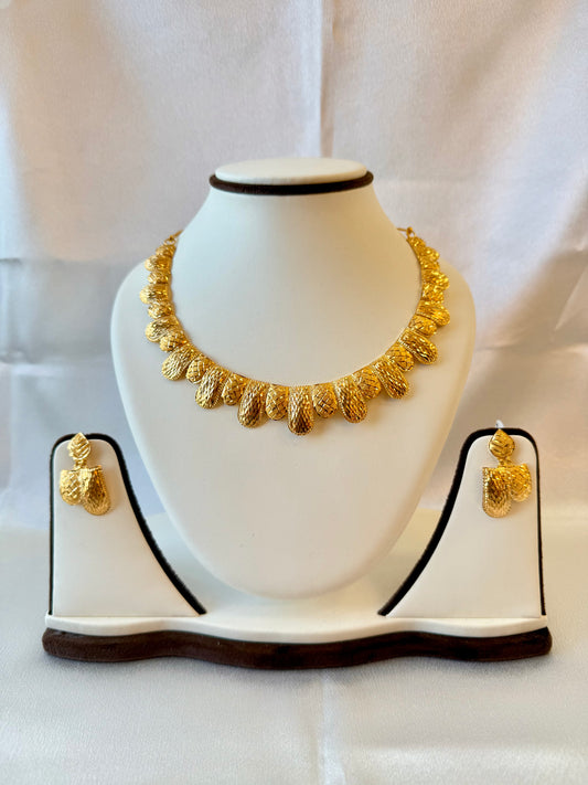 22Kt Gold Ladies Necklace