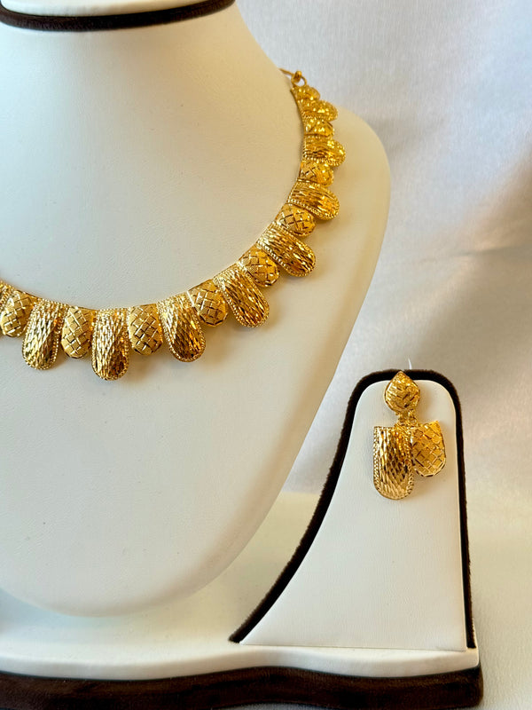 22Kt Gold Designer Necklace Set