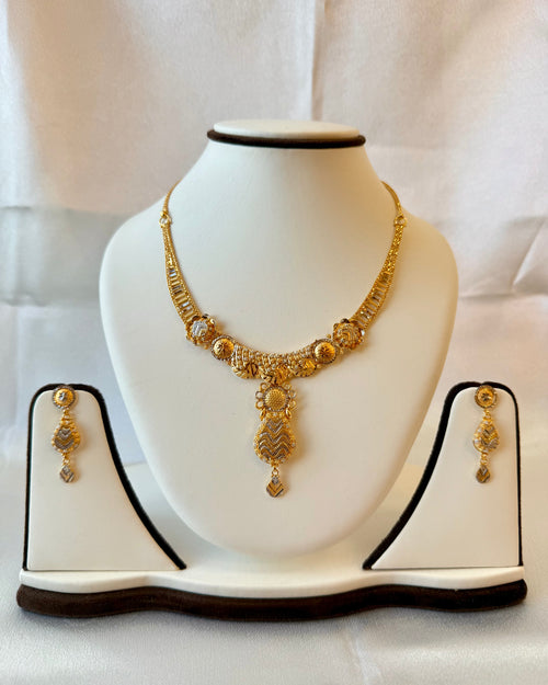 22Kt Gold Ladies Necklace