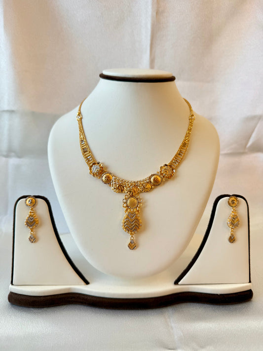 22Kt Gold Ladies Necklace