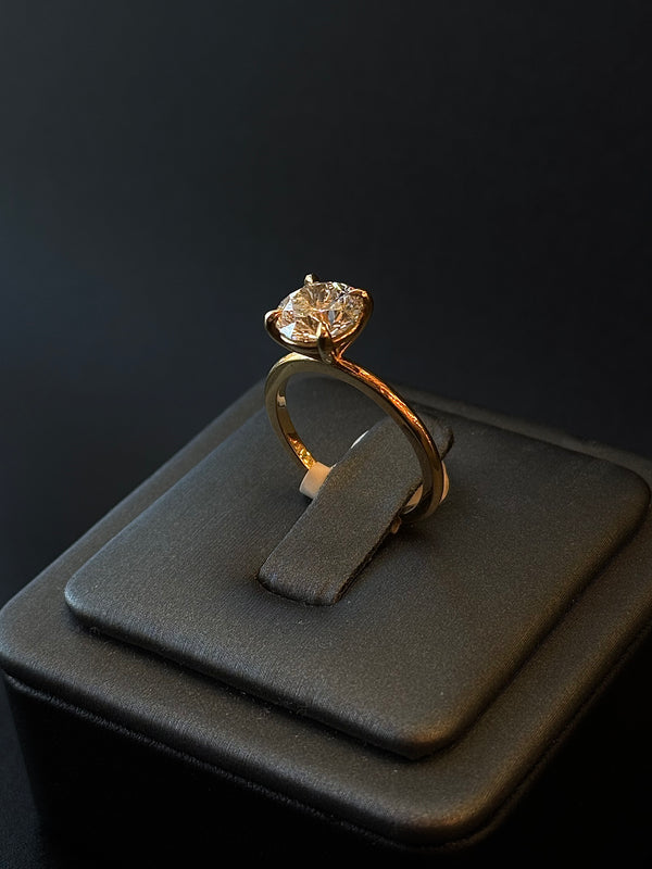 18Kt Yellow Gold Lab Diamond Ring