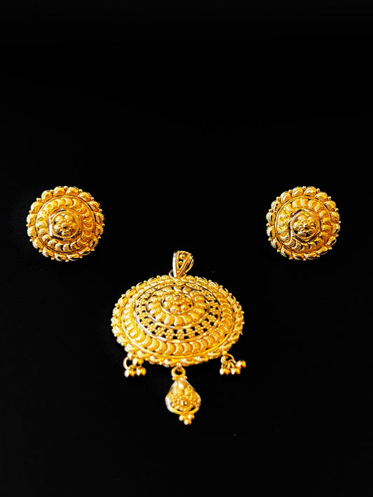 22K Gold Ladies Pendant Set
