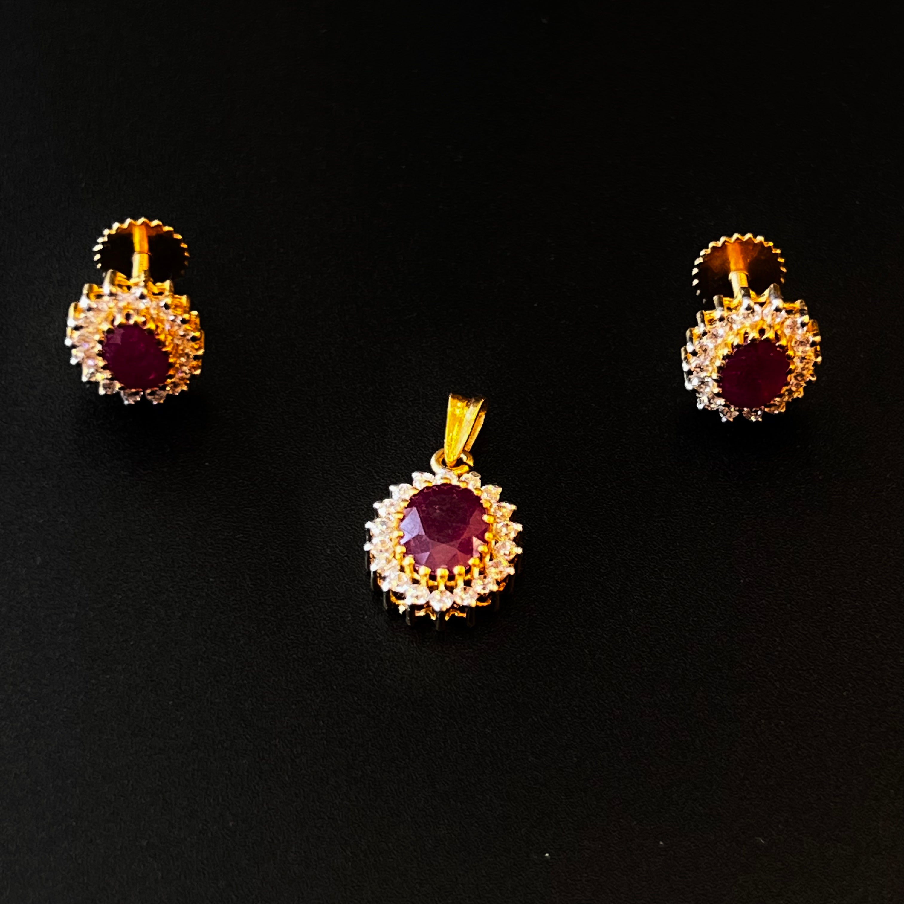 22K Gold Ladies Pendant Set - Punjab Jewellers