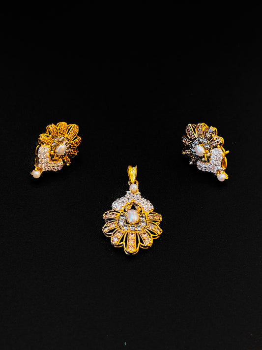 22K Gold Ladies Pendant Set