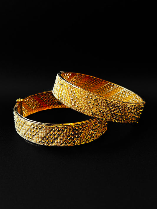 22K Gold Ladies Bangles