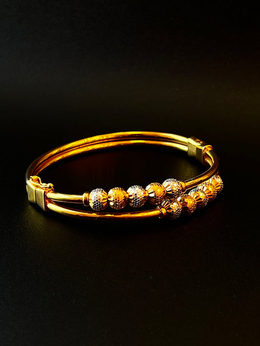 22k Gold Ladies Bangle