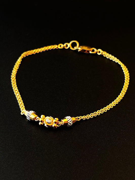 22k Gold Ladies Bracelet