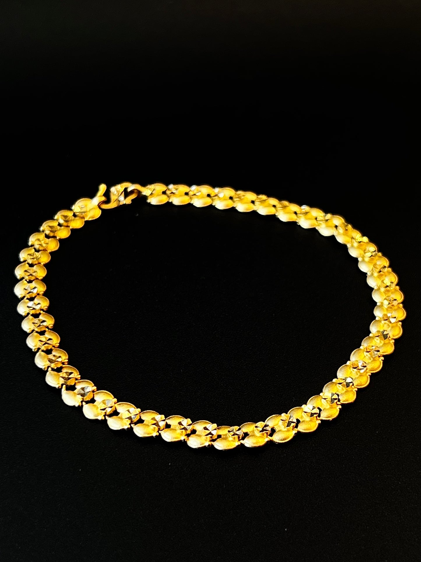 22k Gold Ladies Bracelet