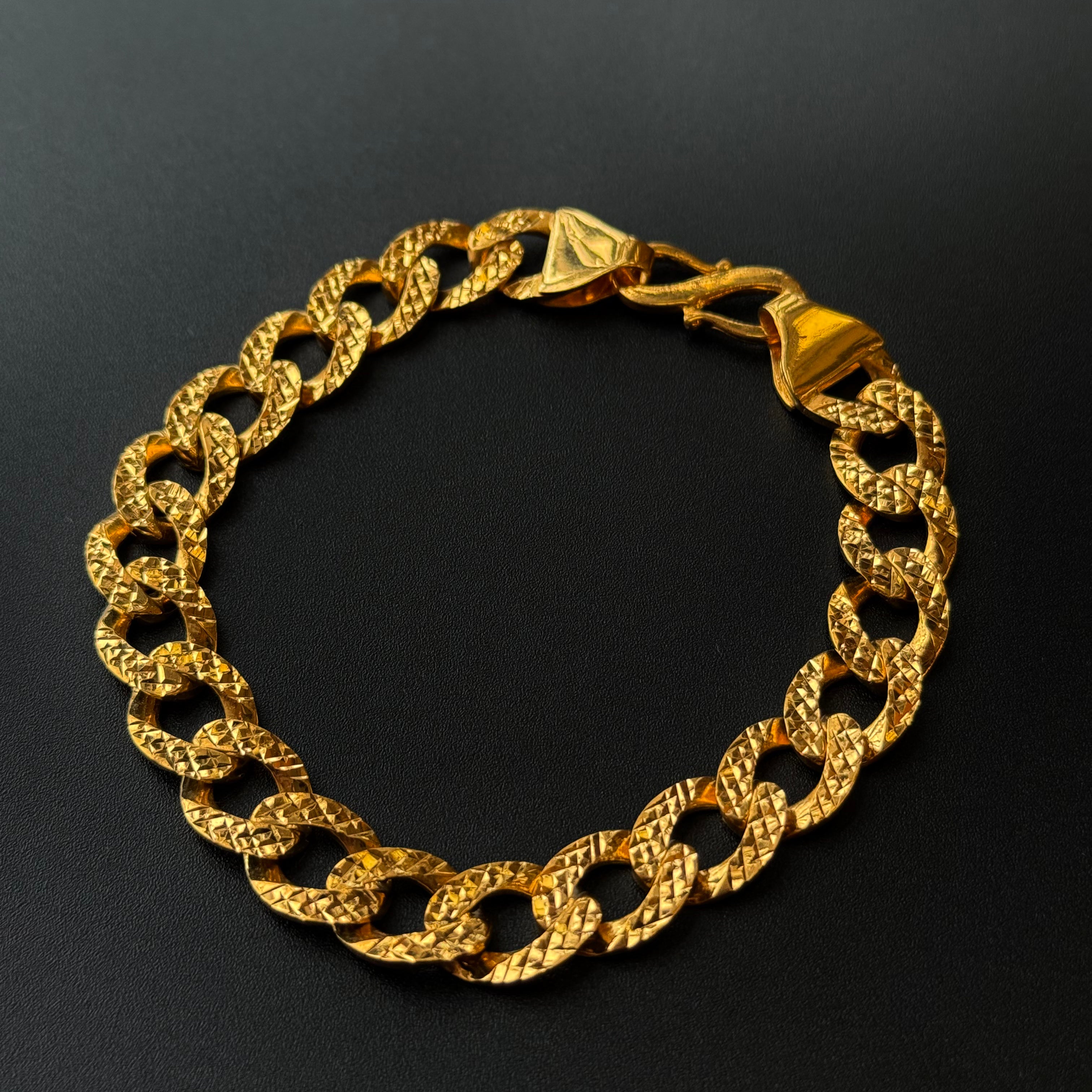 22K Gold Elegant Mens Bracelet
